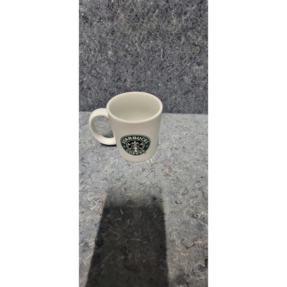 Vintage 2006 Starbucks‎ White w/Logo Ceramic 16oz Gift Pack Edition